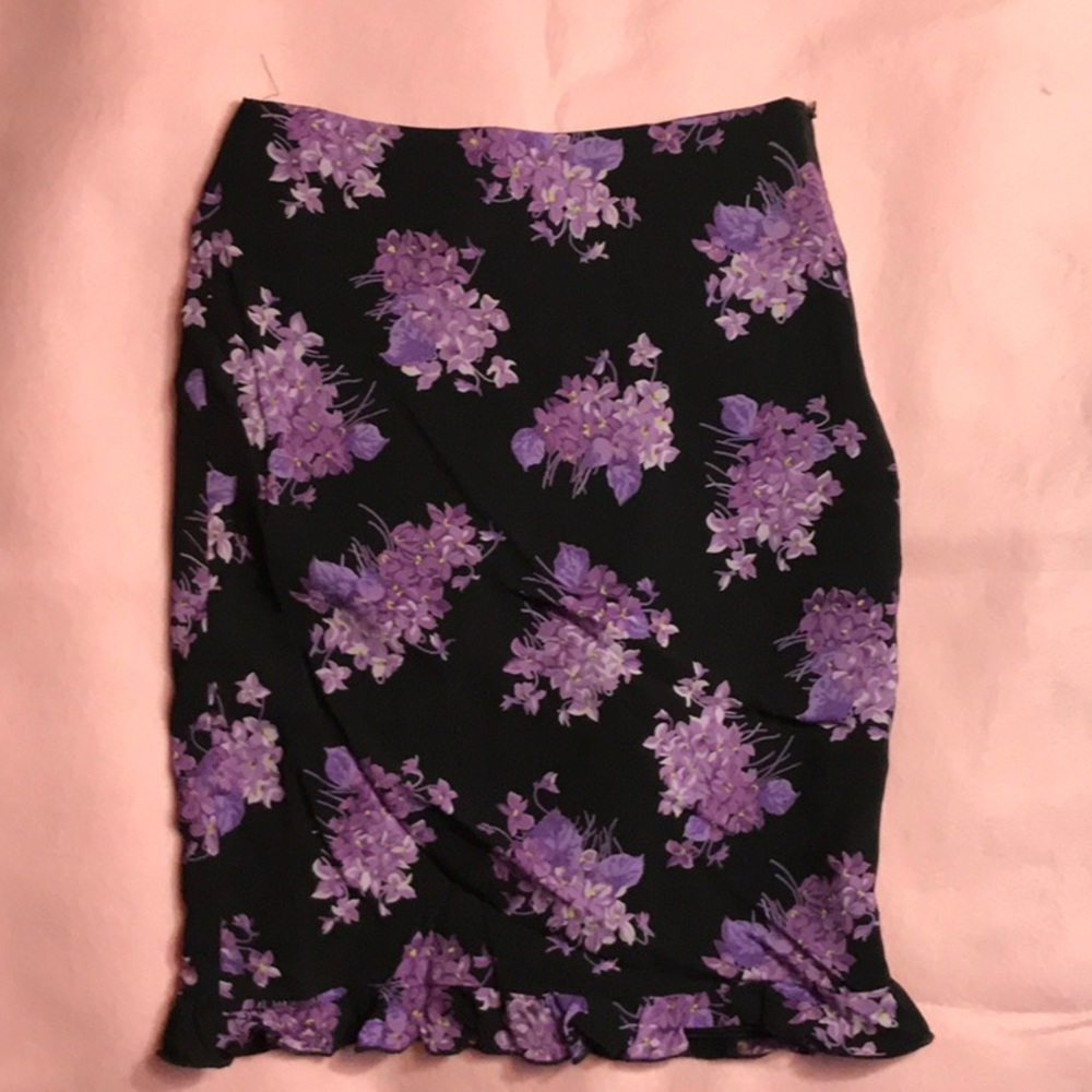 BEBE SKIRT XS